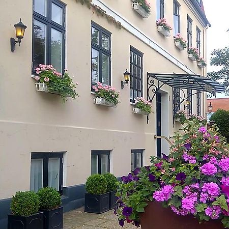 Park Hotel & Vinbar Frederikshavn Εξωτερικό φωτογραφία